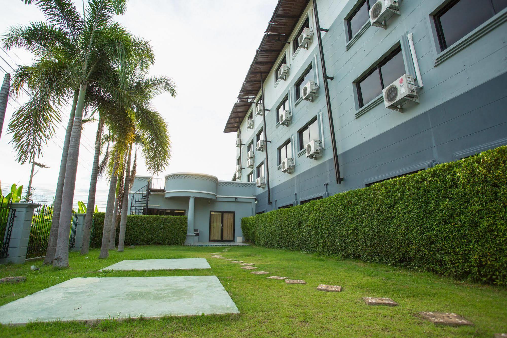 Airbest Gemtree Lampang Hotel Exterior foto